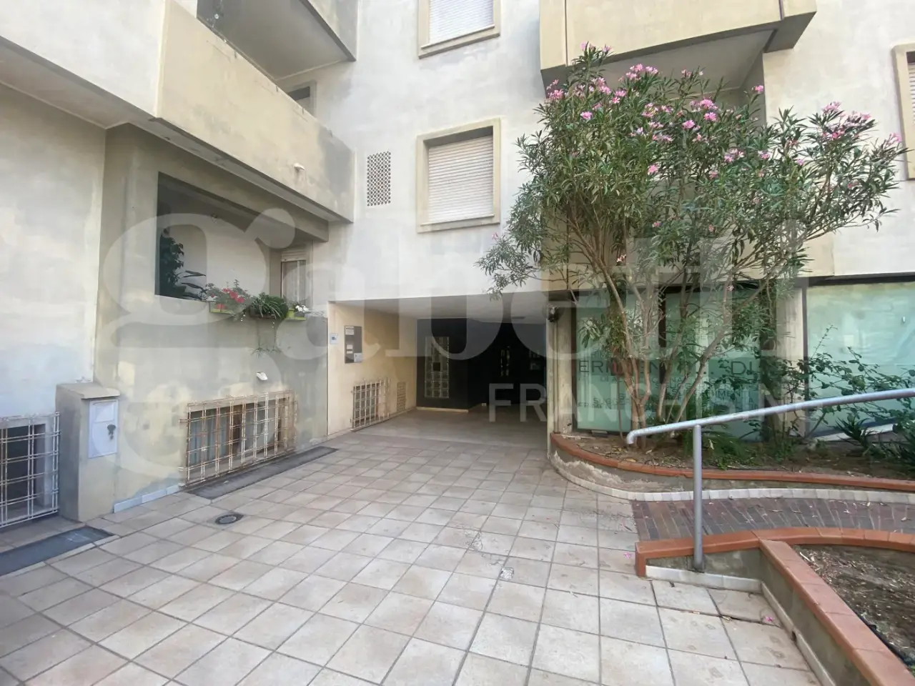 Ufficio in Via Umberto I 106g, Sassari, {3} - Foto 1