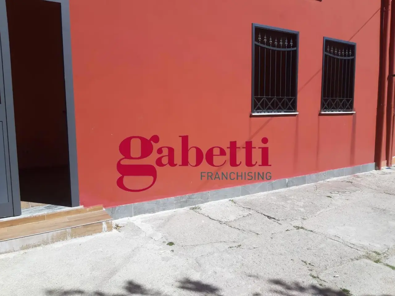 Negozio in Via Bronzetti 23, San Nicola La Strada, {3} - Foto 2