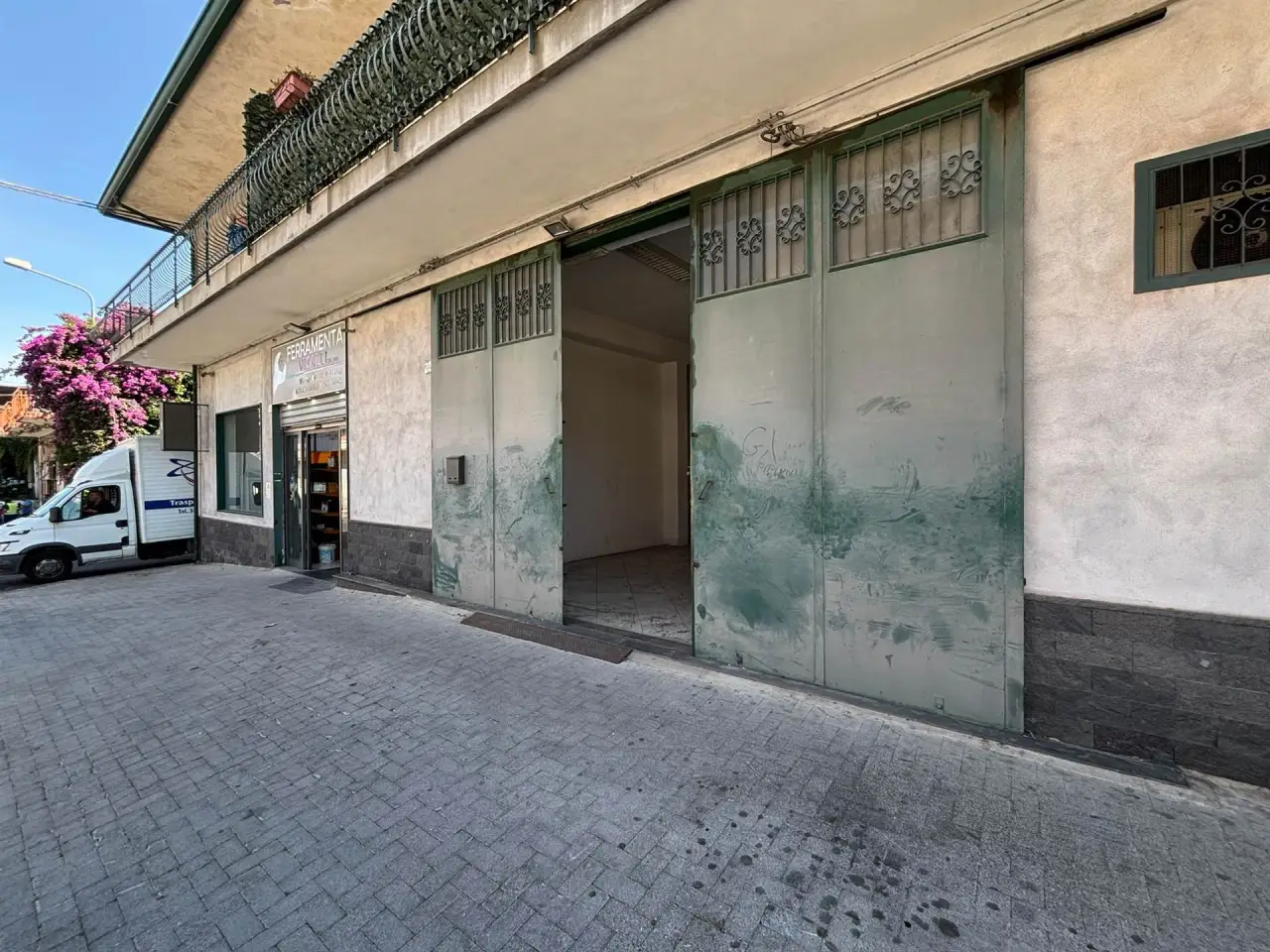 Magazzino in Via Nocilla, Aci Sant'Antonio, {3} - Foto 1