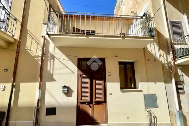 Casa indipendente in Via Trieste 25, Castellammare del Golfo - Foto 1