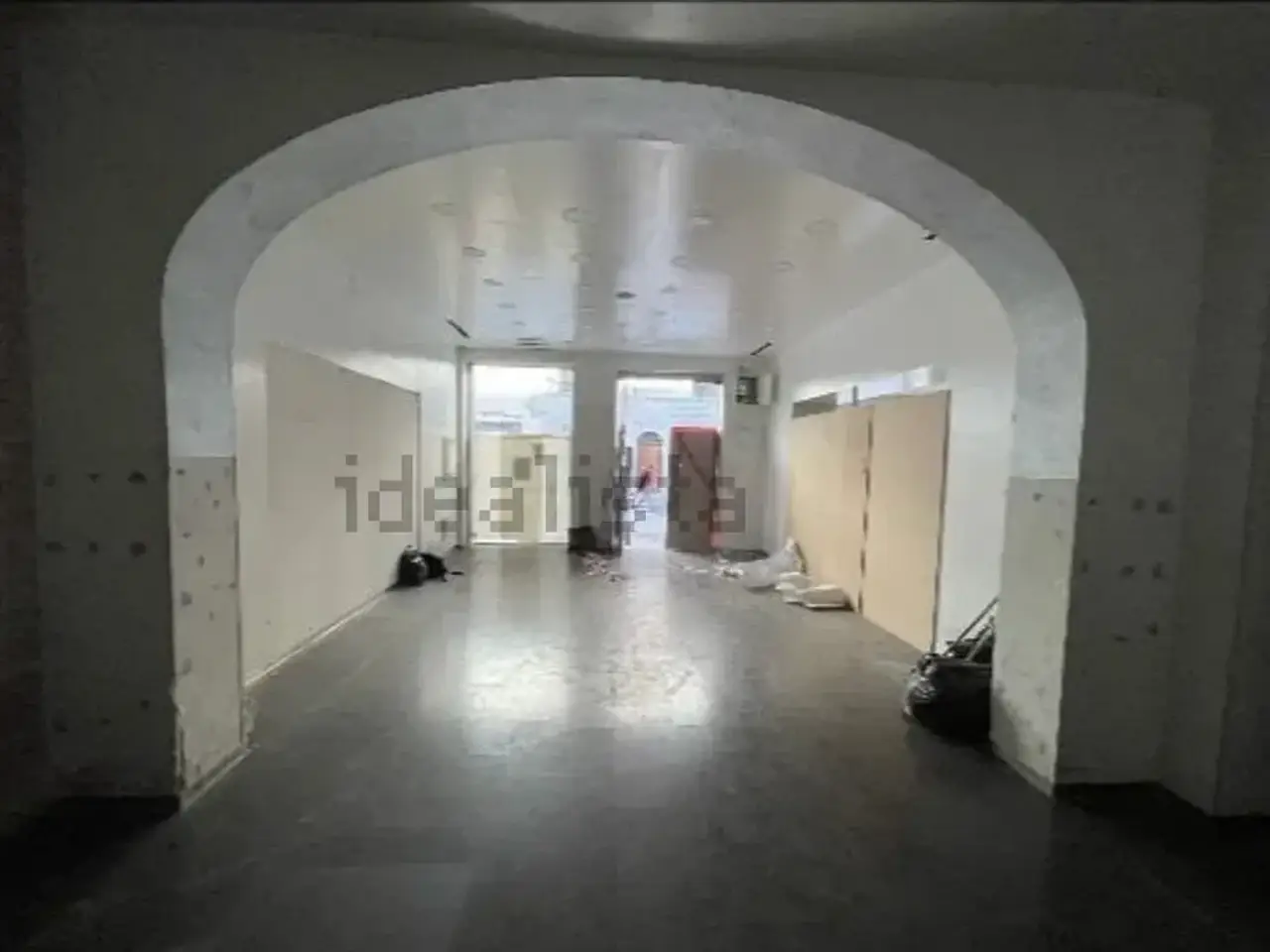 Showroom in Corso Italia, San Giovanni Valdarno, {3} - Foto 2