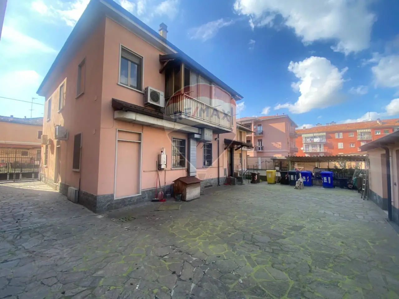 Negozio in Via San Giovannino 23, Pavia, {3} - Foto 2