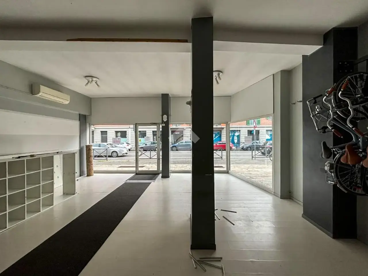Negozio in Via Luigi Cadorna 37, Crema, {3} - Foto 2