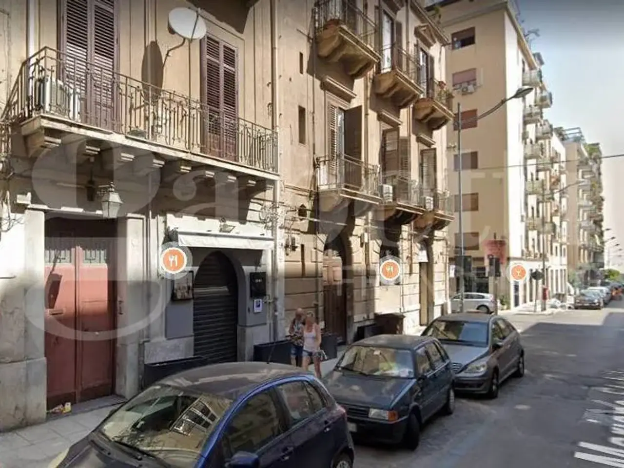 Negozio in Via Mariano Stabile 39, Palermo, {3} - Foto 1