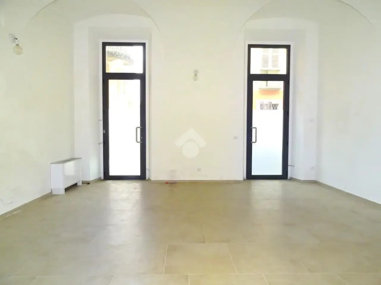 Negozio in Via Mazzini 58, Alessandria, {3} - Foto 2