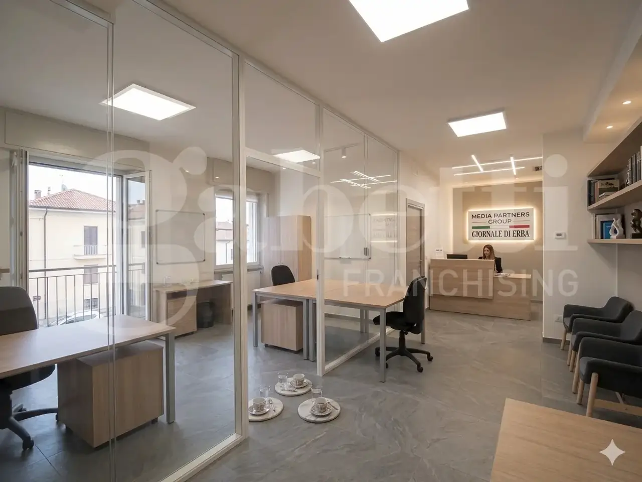 Ufficio in Corso XXV Aprile 15, Erba, {3} - Foto 2