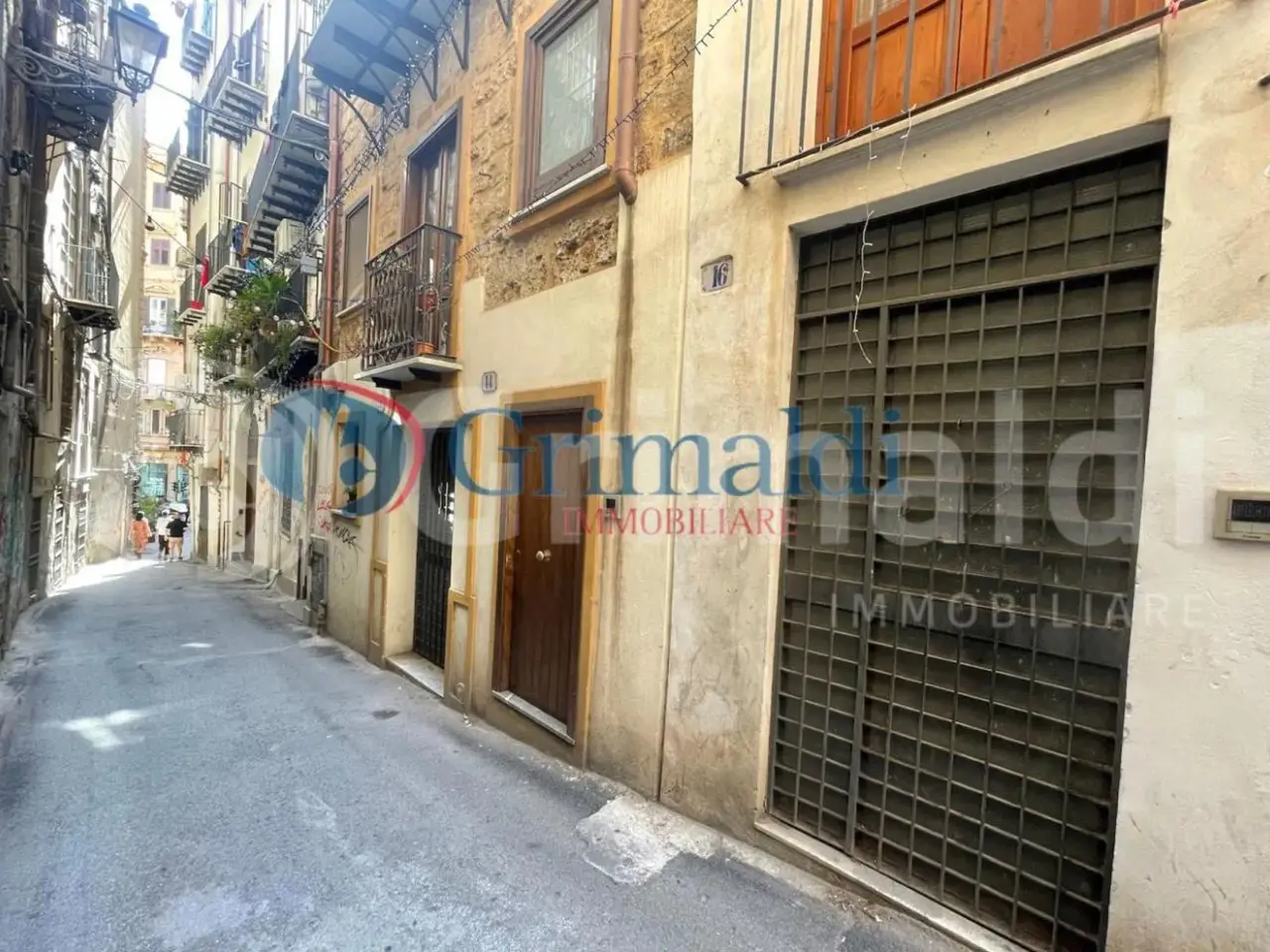 Ufficio in Salita Sant'Antonio 14, Palermo, {3} - Foto 1