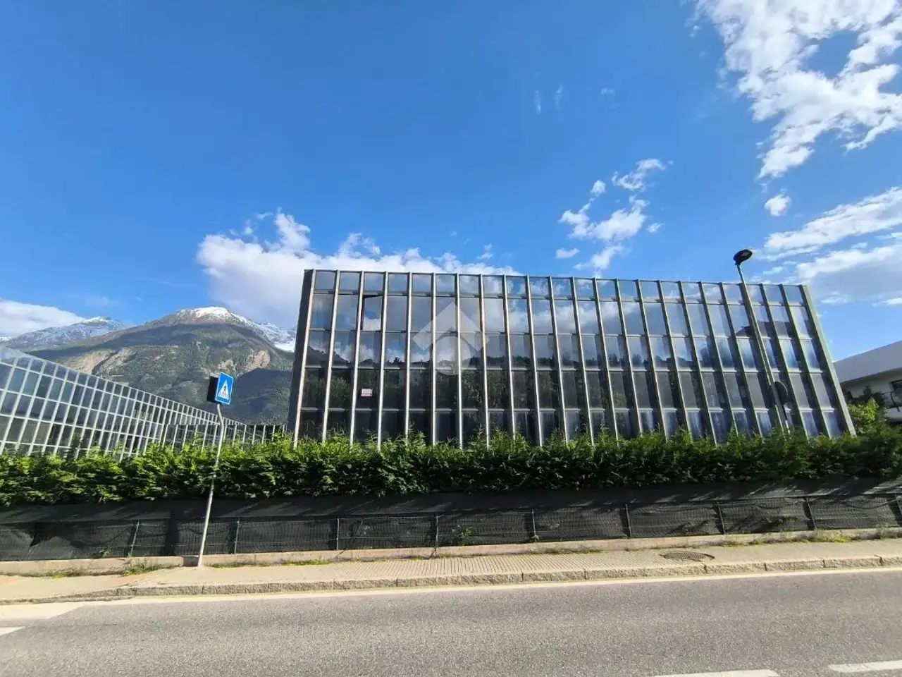 Ufficio in Regione Borgnalle, Aosta, {3} - Foto 2