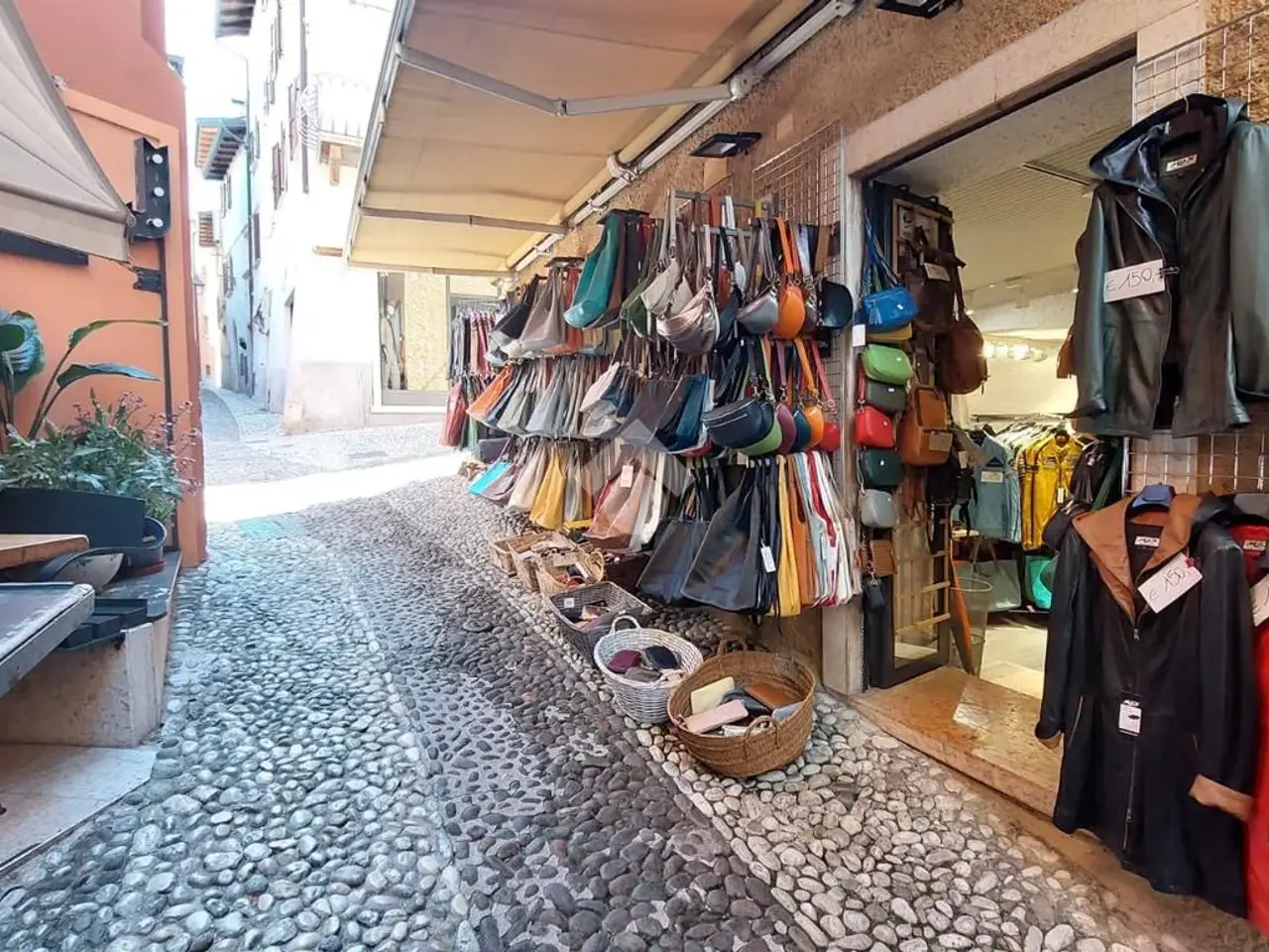 Negozio in Via Dosso 8, Malcesine, {3} - Foto 2