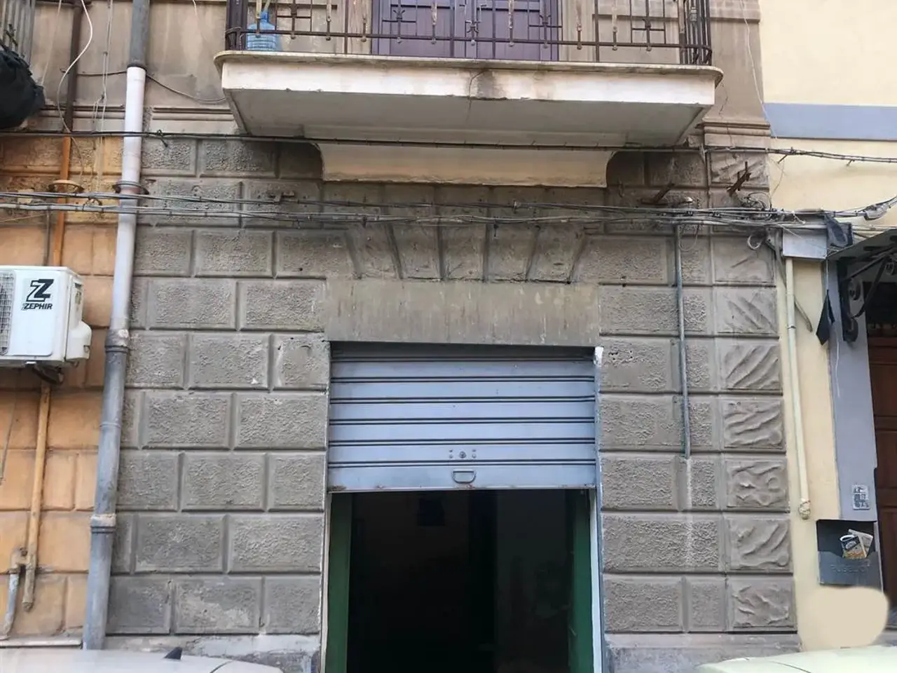 Negozio in , Palermo, {3} - Foto 1
