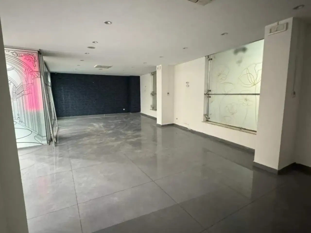 Palazzina commerciale in , Grumo Nevano, {3} - Foto 1