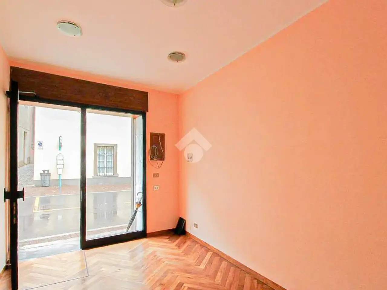 Negozio in Via Giacomo Matteotti 2, Palazzolo Sull'Oglio, {3} - Foto 1