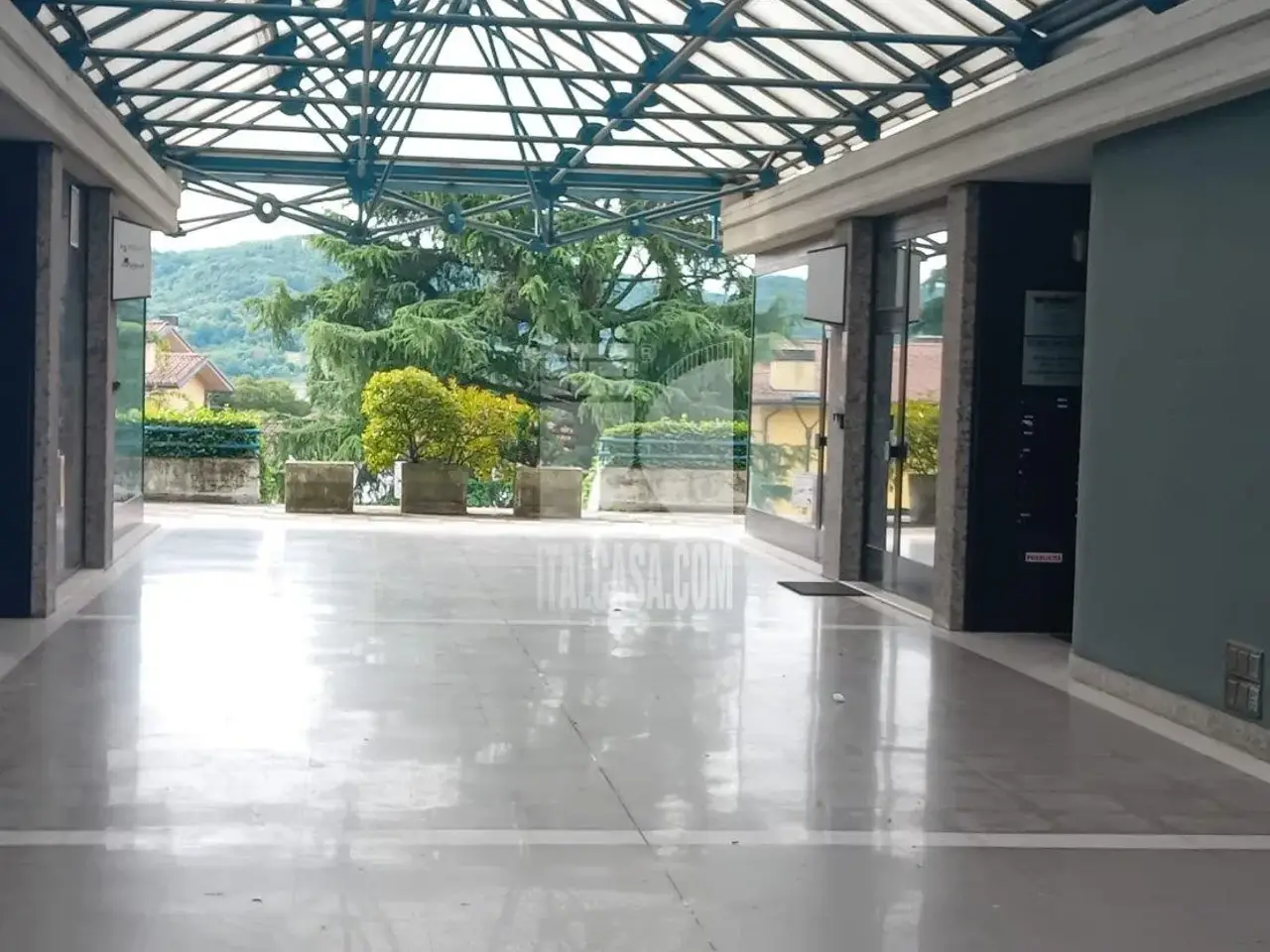 Ufficio in Provinciale, Alzano Lombardo, {3} - Foto 1