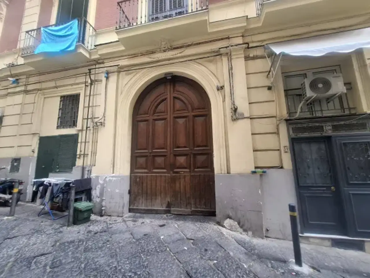 Magazzino in Via Nuova Santa Maria Ognibene 30, Napoli, {3} - Foto 1