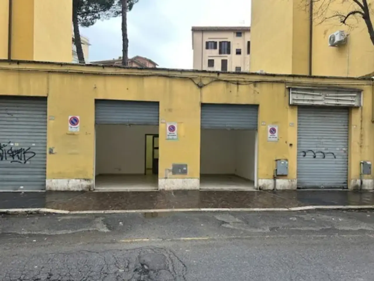 Negozio in Via Empolitana 166, Tivoli, {3} - Foto 2