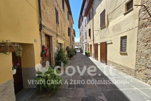 Dreizimmerwohnung in Via della Misericordia 24, Chiusi - Foto 1