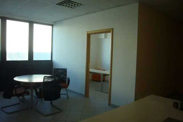 insertion image