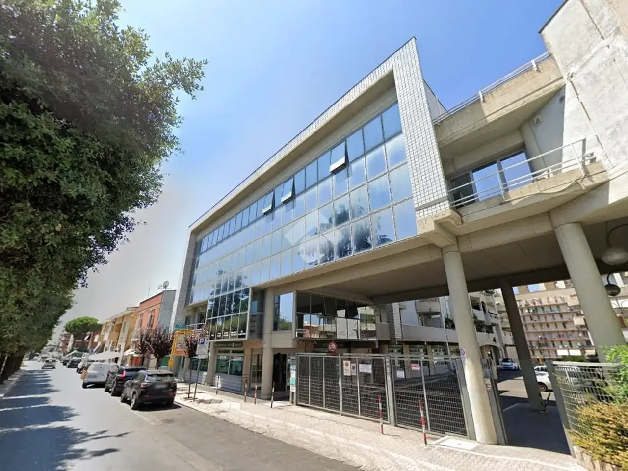 Ufficio in Via delle Margherite 121, Aprilia, {3} - Foto 1