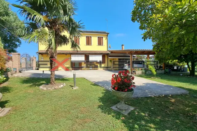 Villa a schiera in Via G. Matteotti N.20 - Bis Cavarzere (Ve), Cavarzere - Foto 1