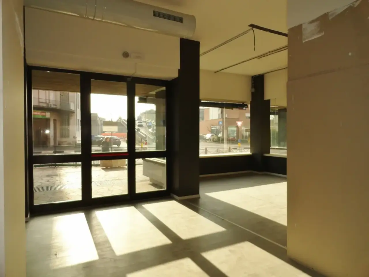 Negozio in Viale Verona, Vicenza, {3} - Foto 1