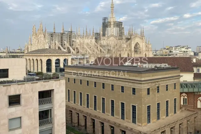 Office in Piazza Diaz, Milano - Photo 1