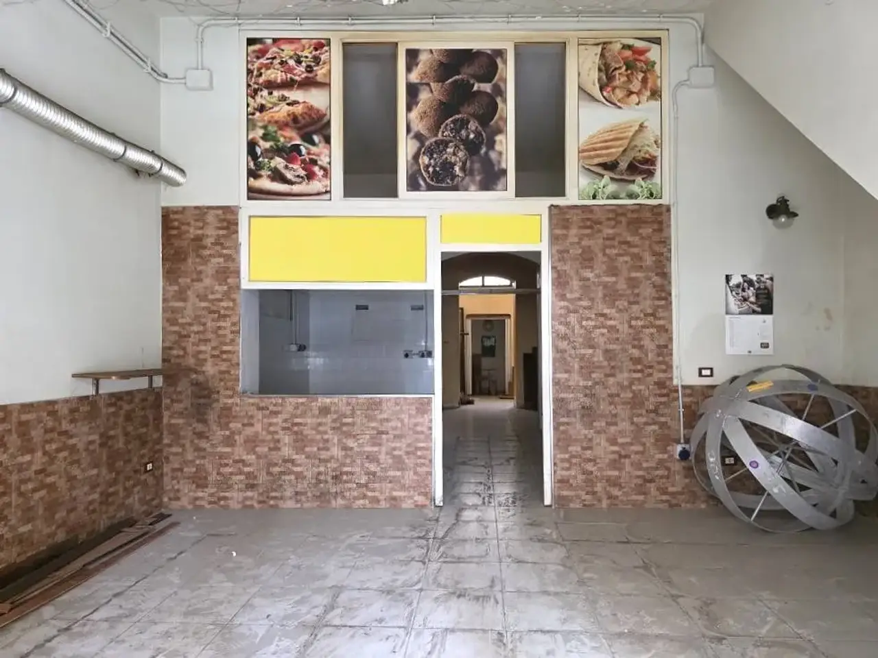 Magazzino in Via Sampolo 454, Palermo, {3} - Foto 1