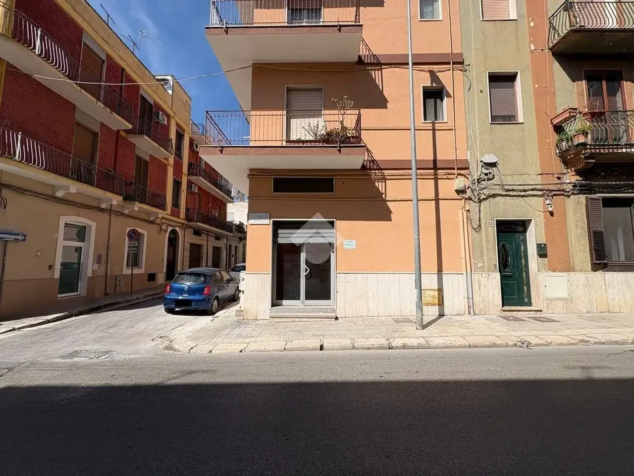 Negozio in Via dè Carpentieri 31, Brindisi, {3} - Foto 1