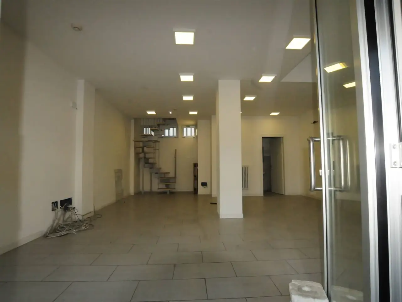 Negozio in Via Alamanni, Firenze, {3} - Foto 2