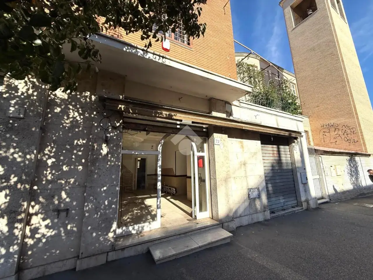 Negozio in Via della Madonna del Riposo 70, Roma, {3} - Foto 2
