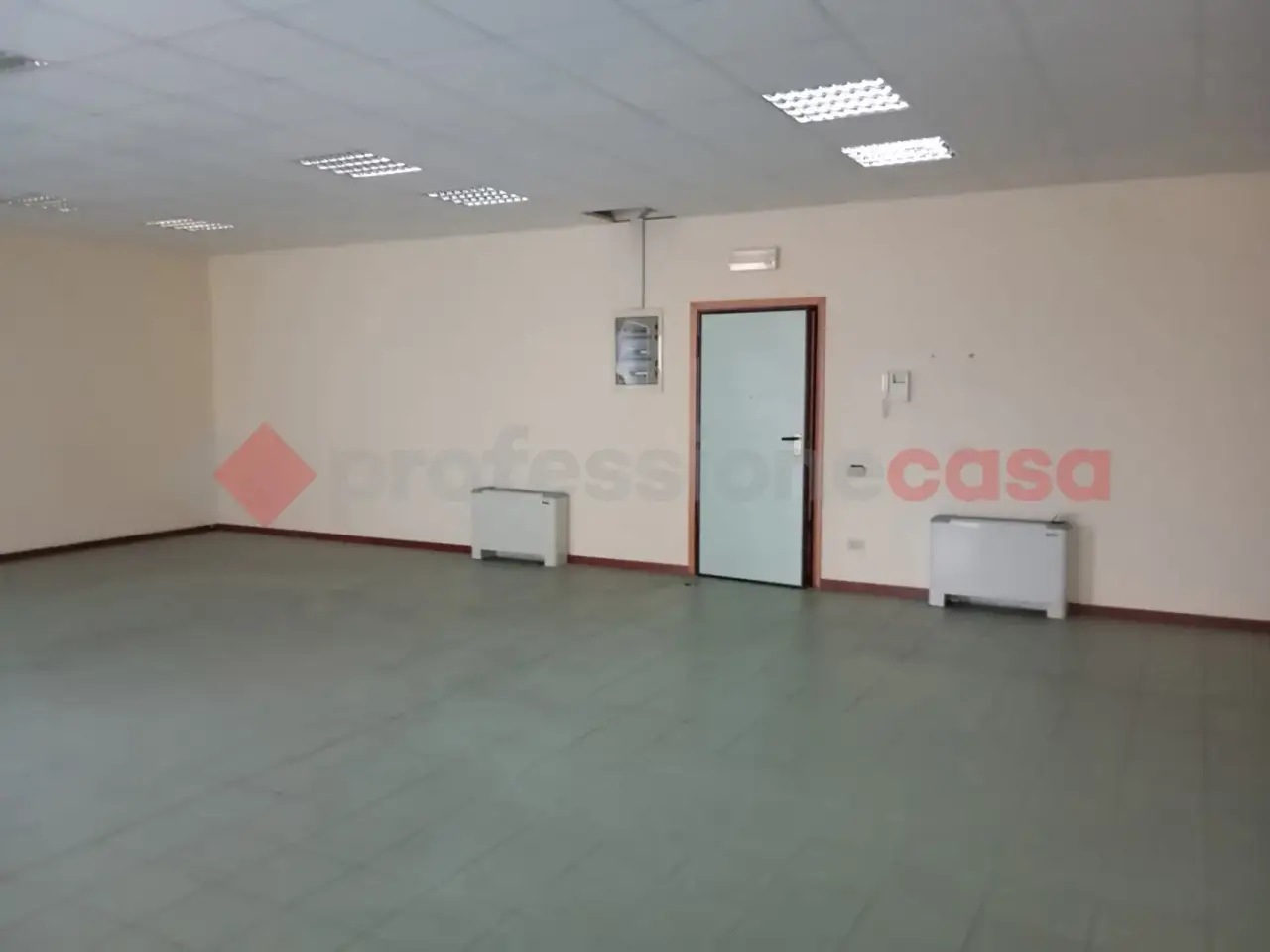 Ufficio in Via del Poggetto  439, Lucca, {3} - Foto 2