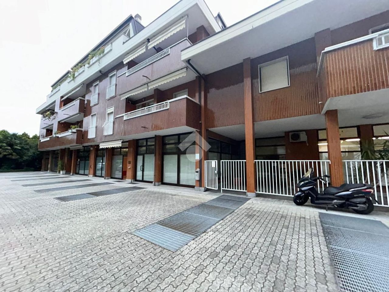 Negozio in Negozio Via Panzeri 12, Settimo Milanese, {3} - Foto 2