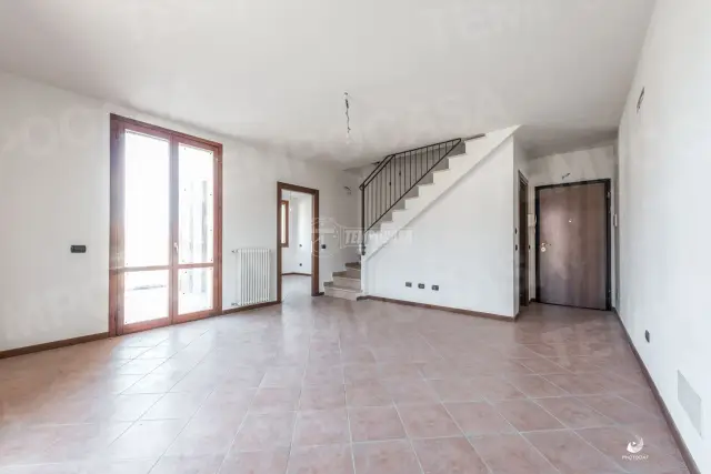 3-room flat in Strada Pavesi 5, Collecchio - Photo 1