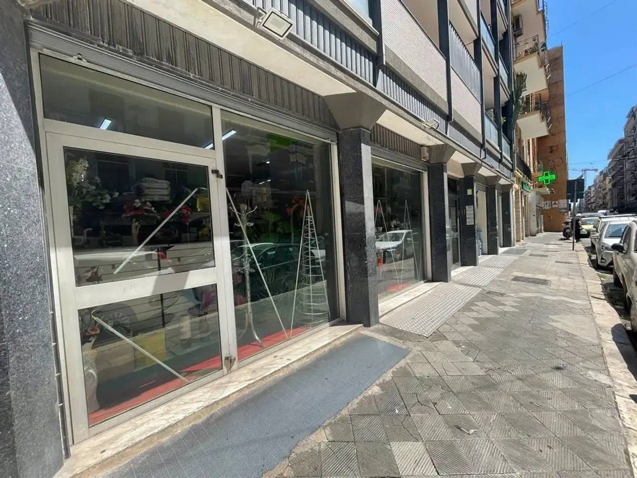 Locale commerciale in Via Principe Amedeo, Bari, {3} - Foto 2