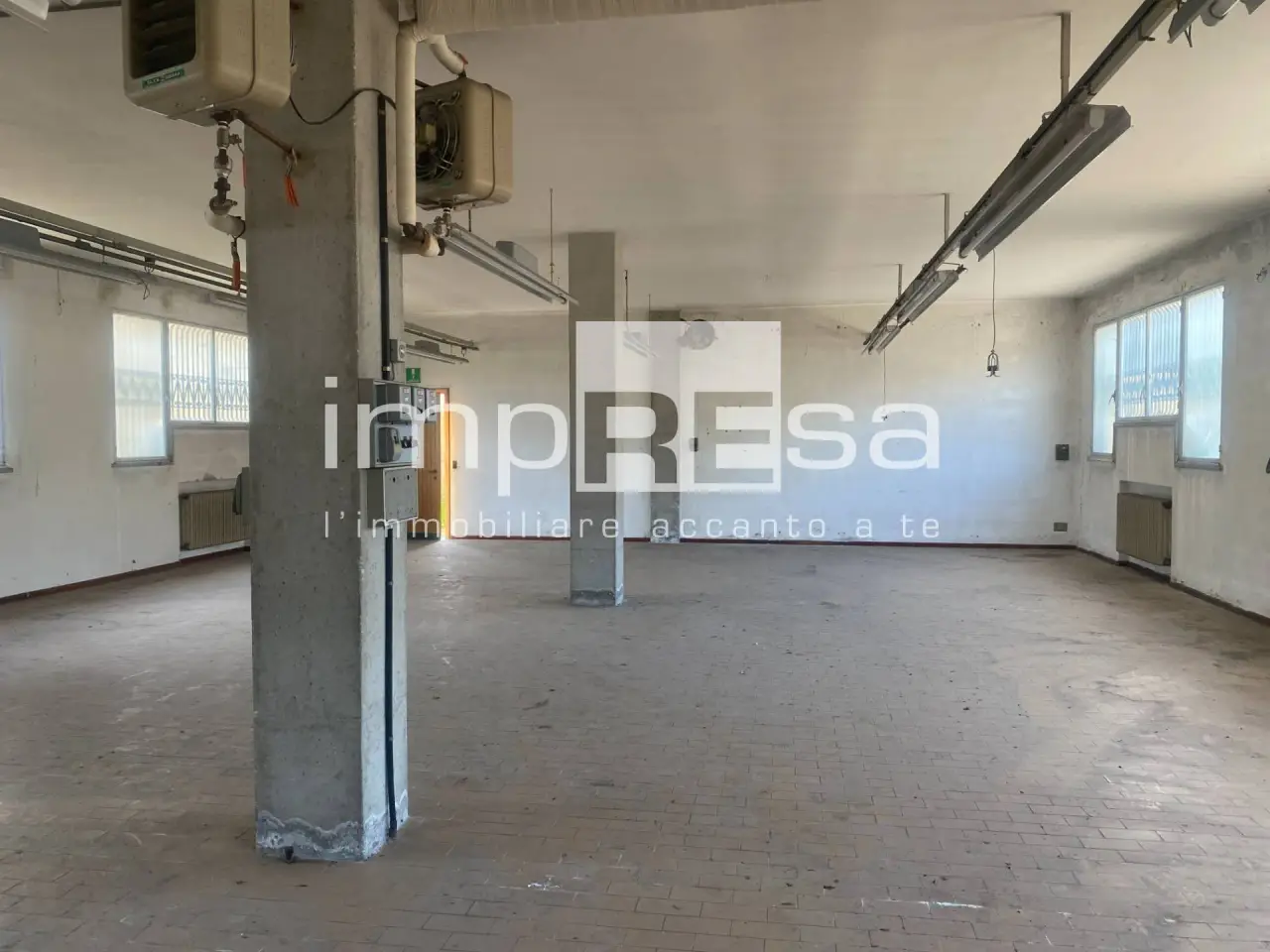 Magazzino in Via Biban, Carbonera, {3} - Foto 2