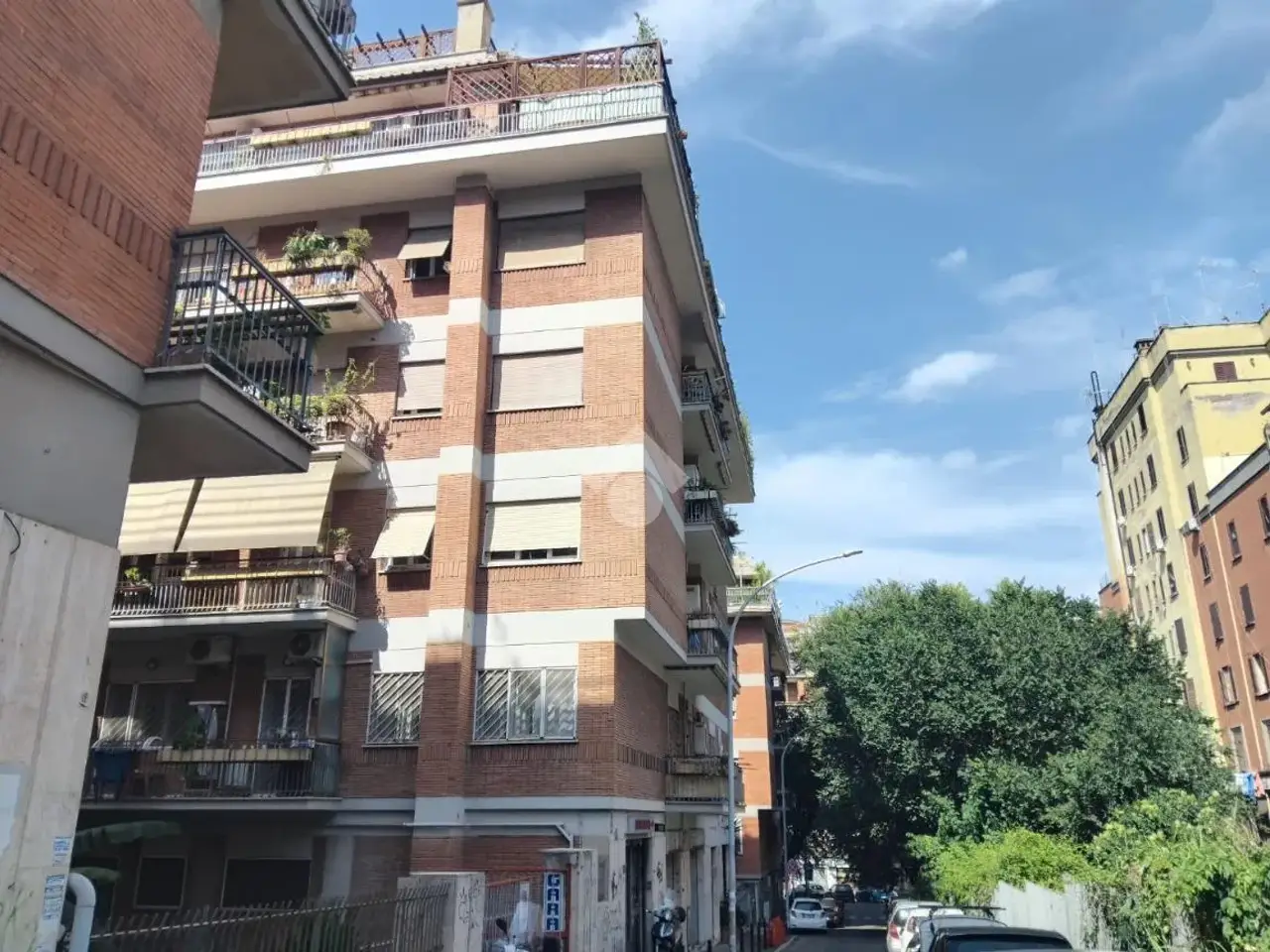 Negozio in Via Raffaele Paolucci 12, Roma, {3} - Foto 1