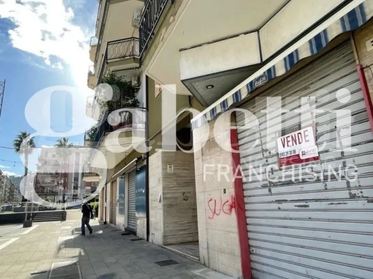 Magazzino in Piazza Bernardino Telesio 1, Corigliano-Rossano, {3} - Foto 1