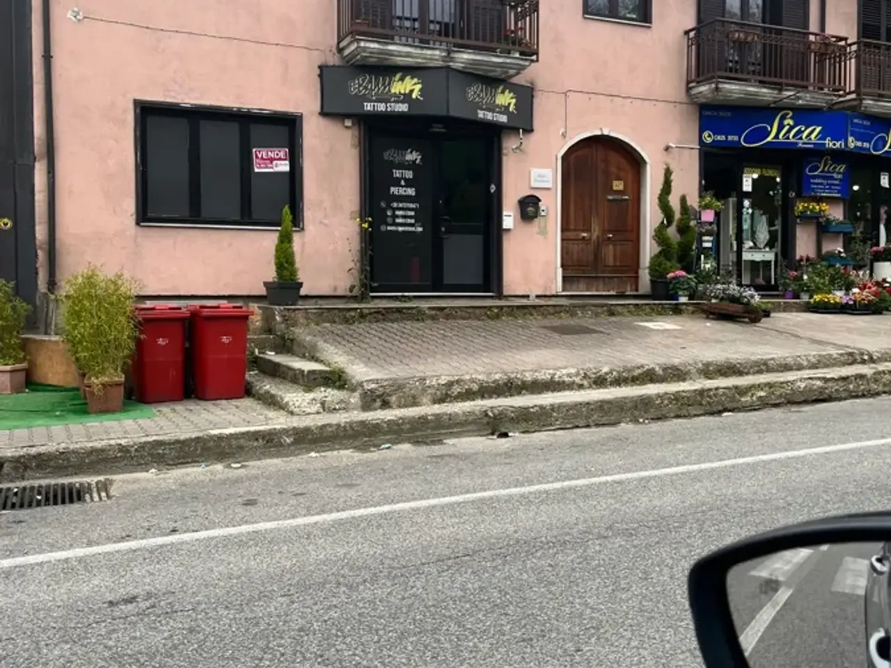 Negozio in Viale Italia , Avellino, {3} - Foto 2