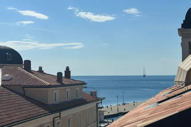 Trilocale in affitto, Via San Nicolò 2, Trieste - Foto 1