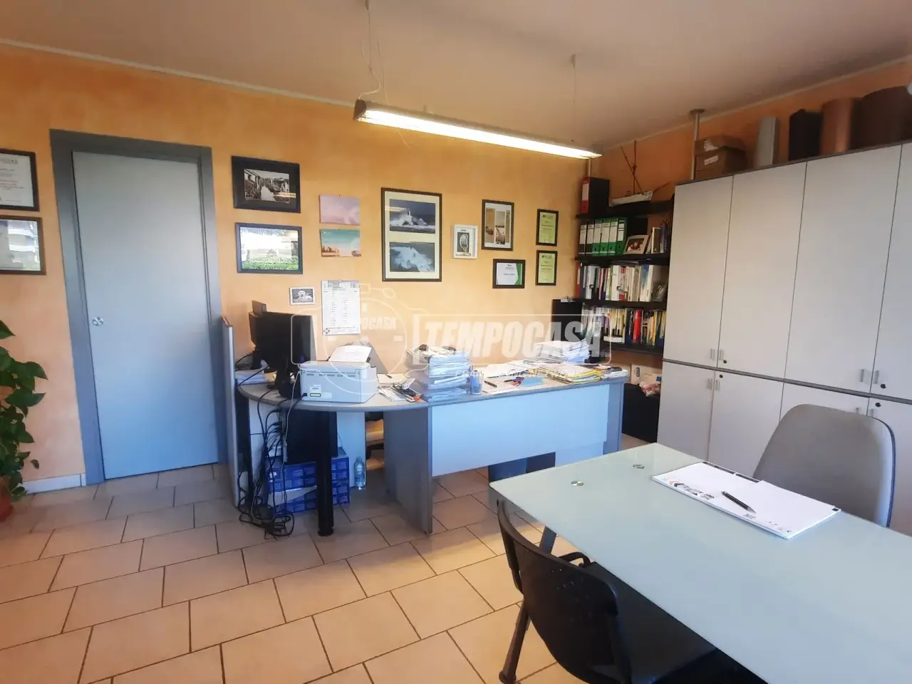 Negozio in Via Manfredo Bertini 180, Viareggio, {3} - Foto 2