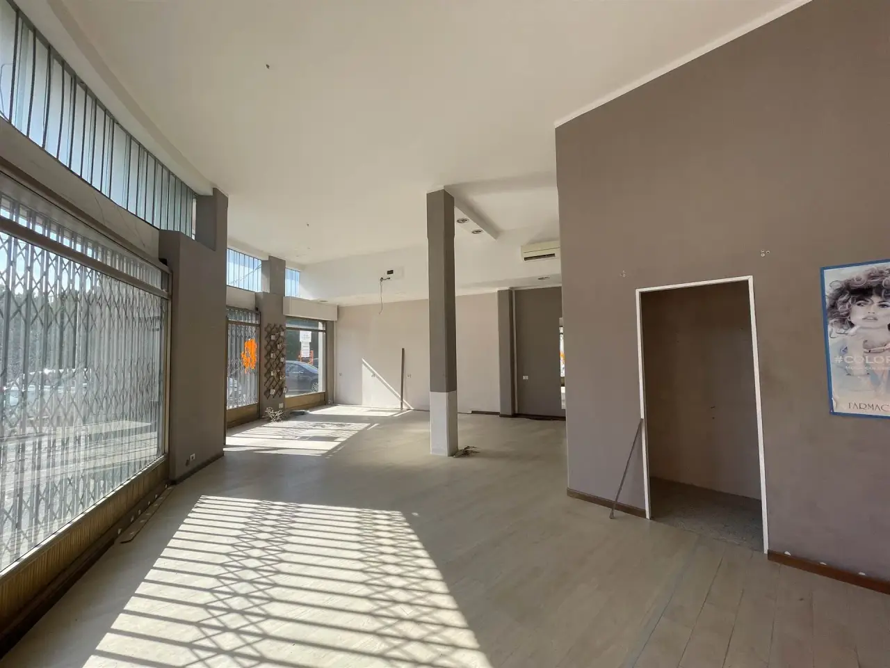 Negozio in , La Spezia, {3} - Foto 1