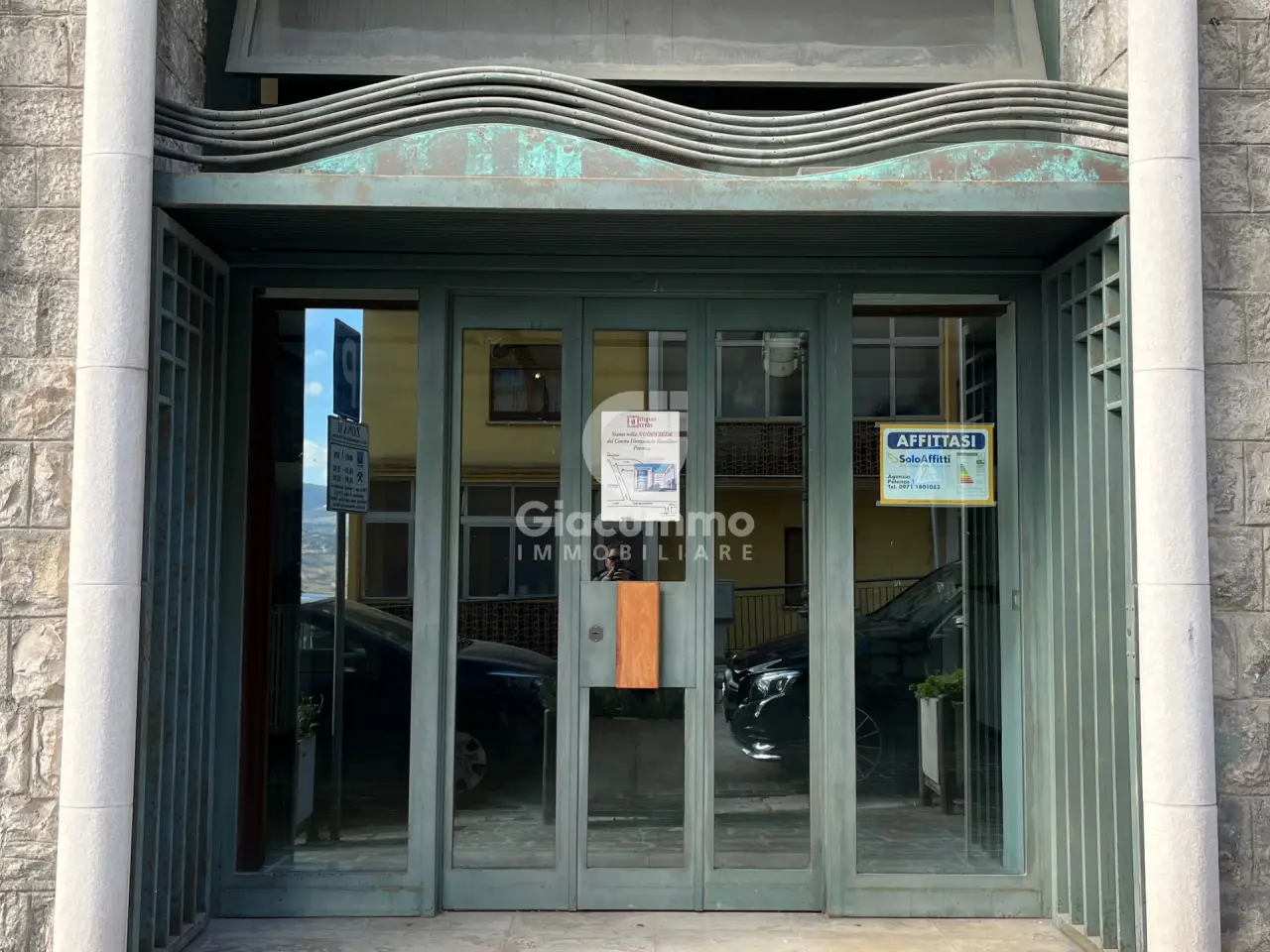 Palazzina commerciale in Via Nicola Vaccaro 124, Potenza, {3} - Foto 2