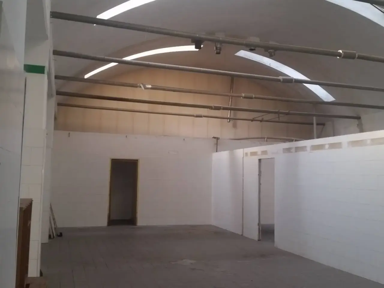 Esercizio commerciale in Via Valdera 2, Ponsacco, {3} - Foto 1
