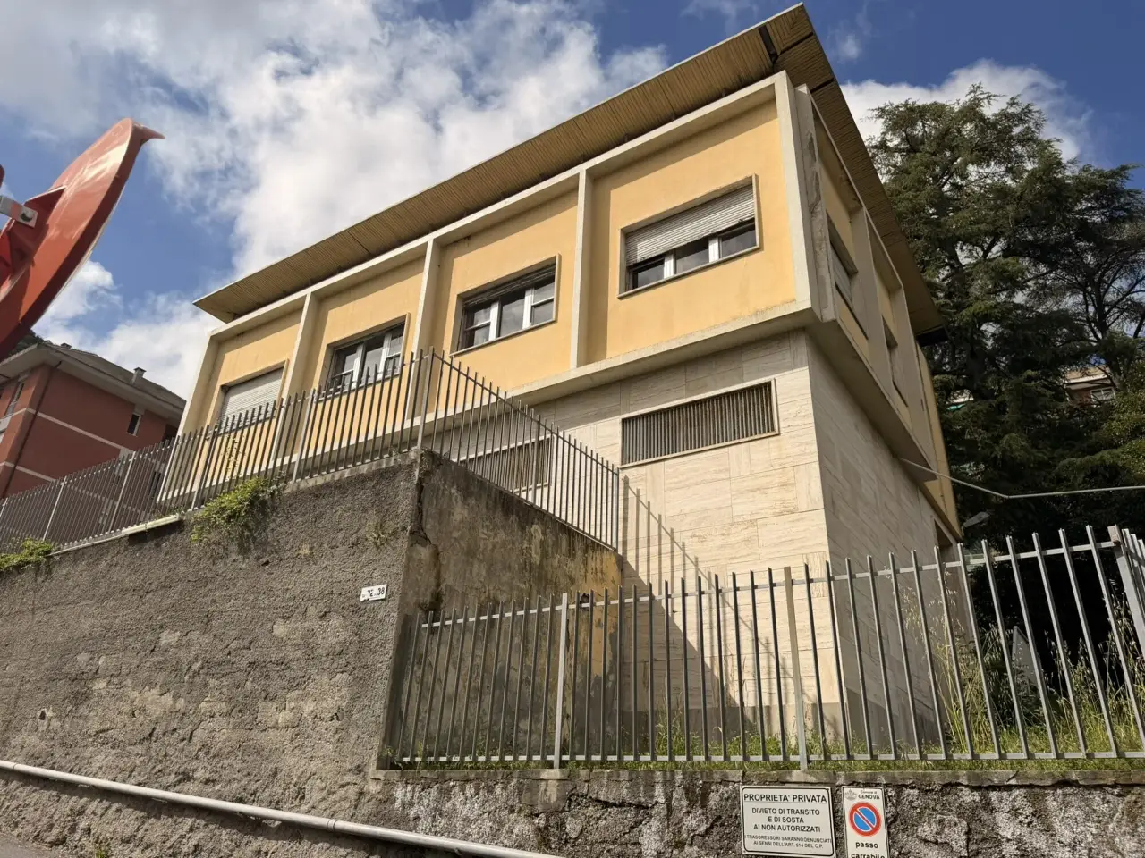 Palazzina commerciale in Salita Sella 40, Genova, {3} - Foto 2