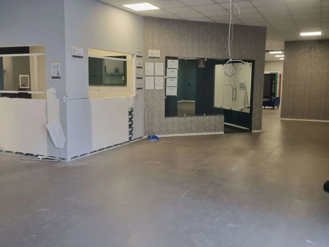 Negozio in Via Nuovaluce, Tremestieri Etneo, {3} - Foto 1