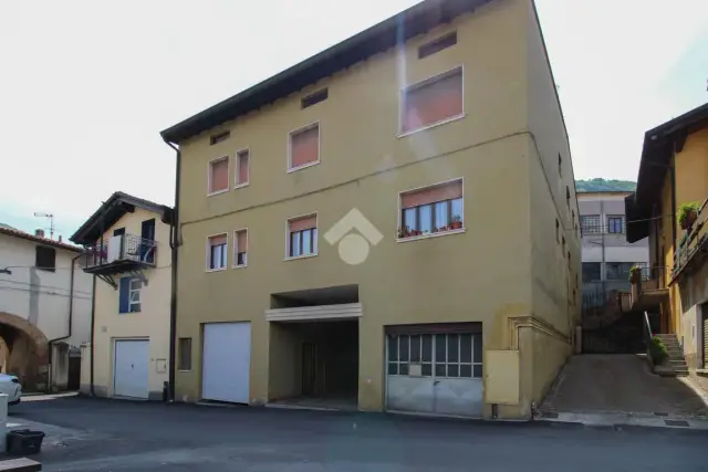 insertion image