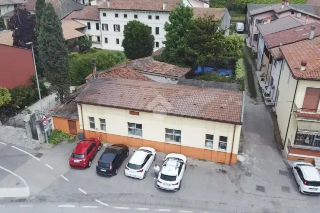 insertion image