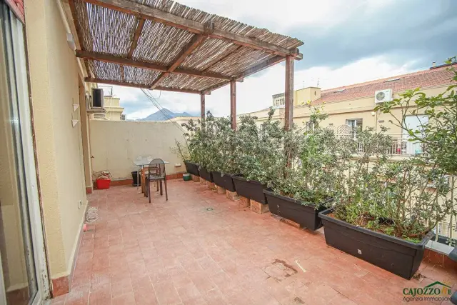 3-room flat in Via Costantino Nigra 30, Palermo - Photo 1