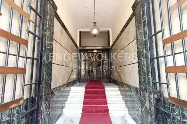 insertion image