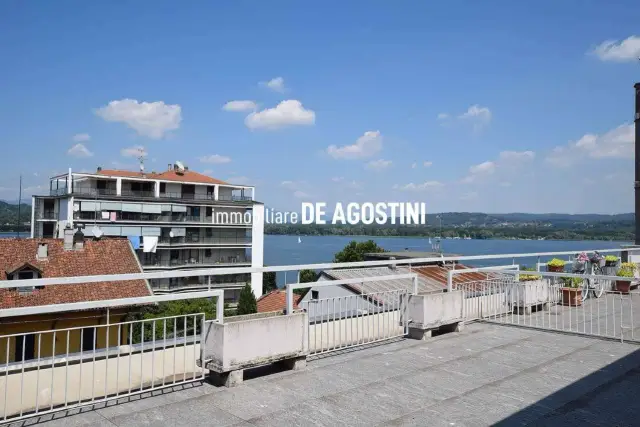 Penthouse in Via Gramsci 7, Arona - Foto 1