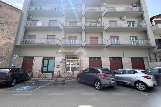 3-room flat in Via Filippo Turati 32, Villaricca - Photo 1